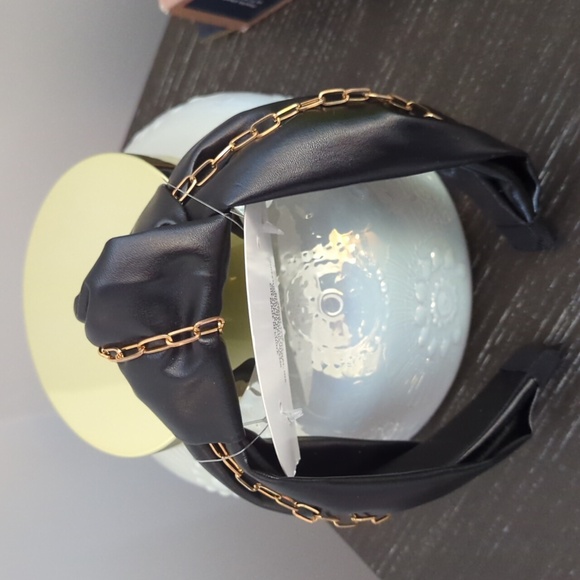 Faux Leather Headband - Picture 5 of 5